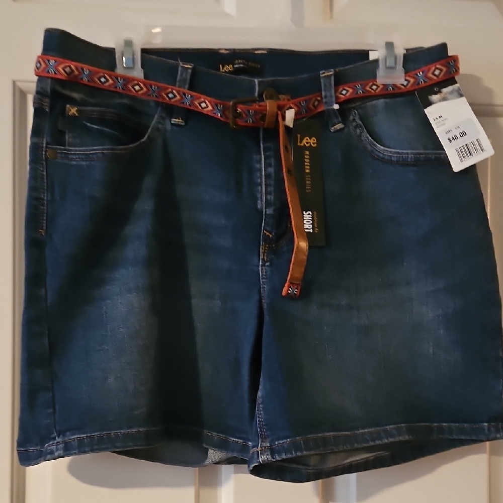Lee Women's Blue Jean Shorts with Patterned Belt 14